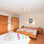Hansjoerg-5 By Interhome Apartamento